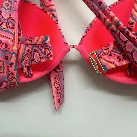 32DDD SHADE & SHORE PINK AZTEC BIKINI TOP (Top Only!) - Picture 13 of 13
